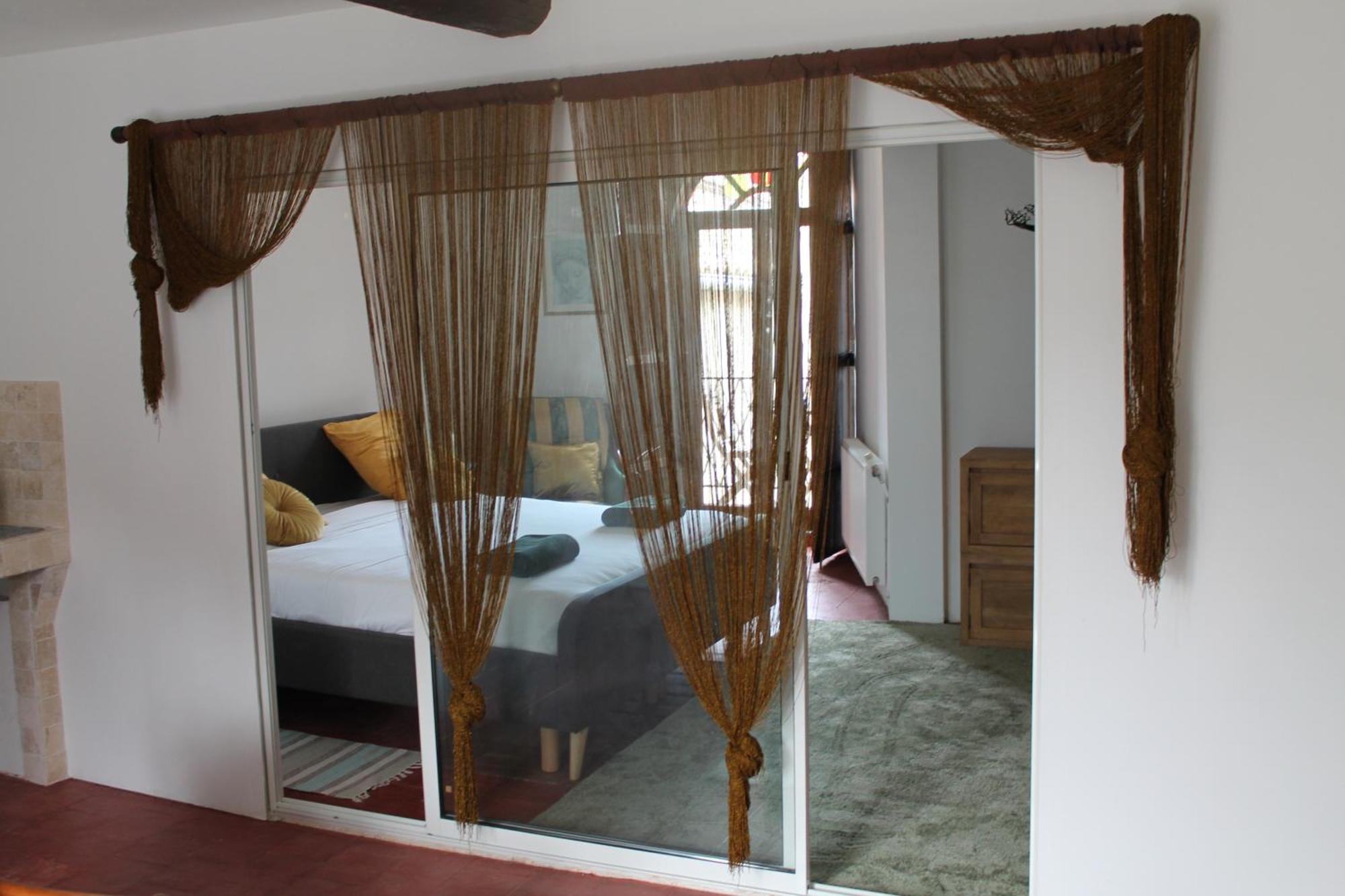 Bed and Breakfast Les 2 Droles D'Oiseaux Luc-sur-Orbieu Zewnętrze zdjęcie