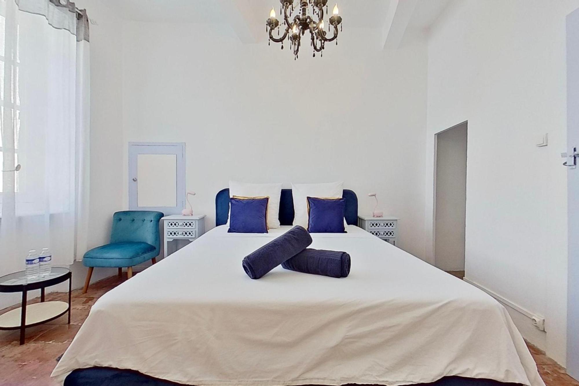 Bed and Breakfast Les 2 Droles D'Oiseaux Luc-sur-Orbieu Zewnętrze zdjęcie