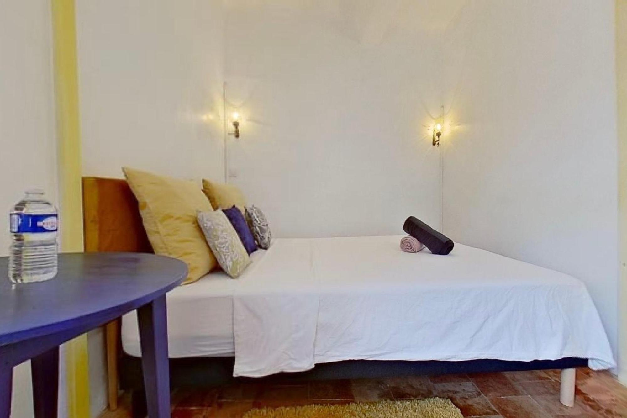 Bed and Breakfast Les 2 Droles D'Oiseaux Luc-sur-Orbieu Zewnętrze zdjęcie