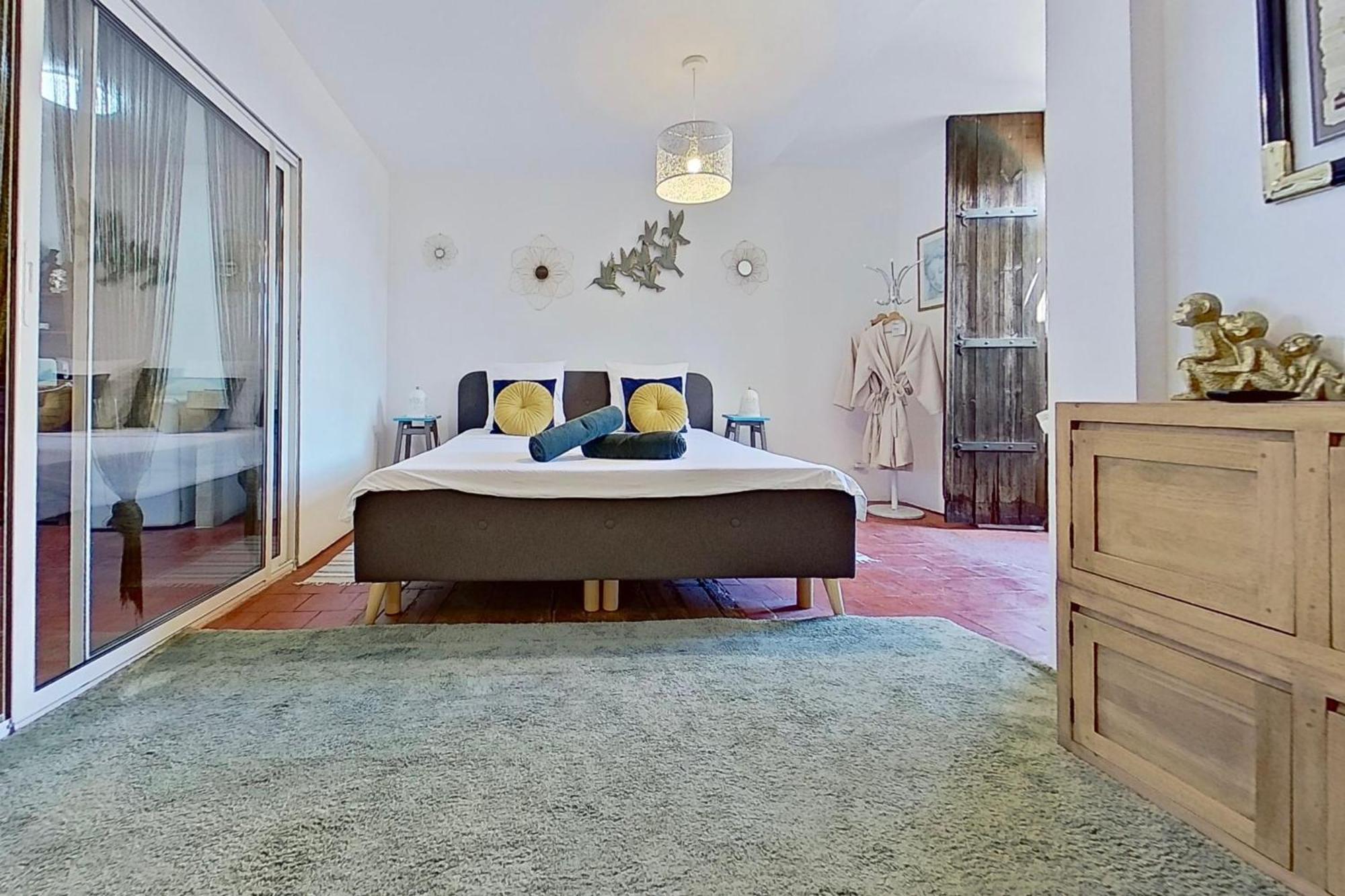 Bed and Breakfast Les 2 Droles D'Oiseaux Luc-sur-Orbieu Zewnętrze zdjęcie