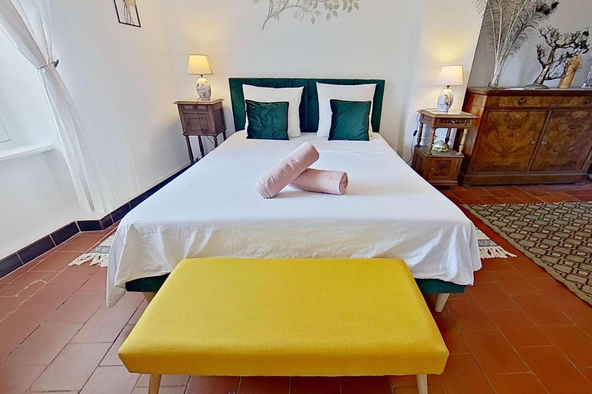 Bed and Breakfast Les 2 Droles D'Oiseaux Luc-sur-Orbieu Zewnętrze zdjęcie